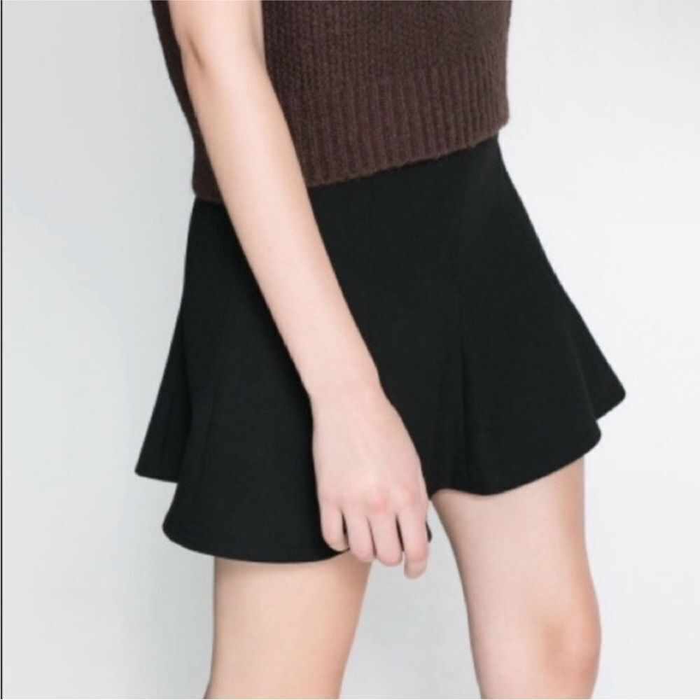 ZARA | Black Heavyweight Sweater Knit Mini Skirt Women’s Size Medium